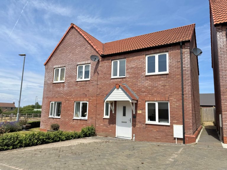 Gillet Drive, Waltham on the Wolds